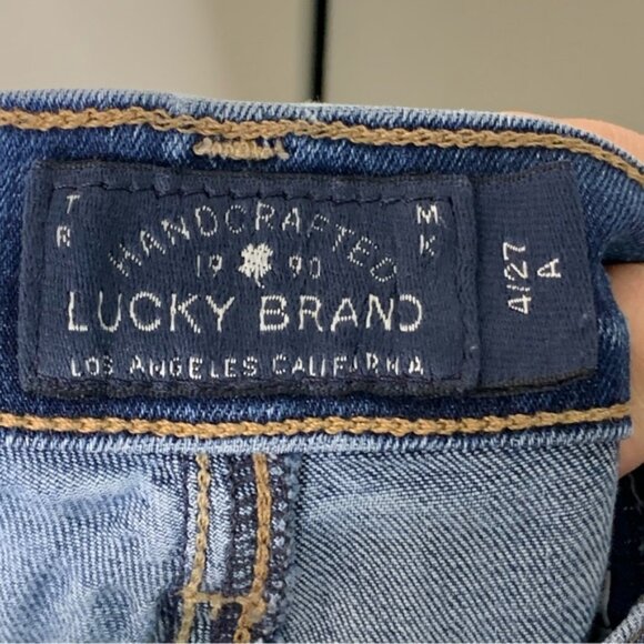 Lucky Brand Sweet Straight Stretchy Jeans - Picture 9 of 13